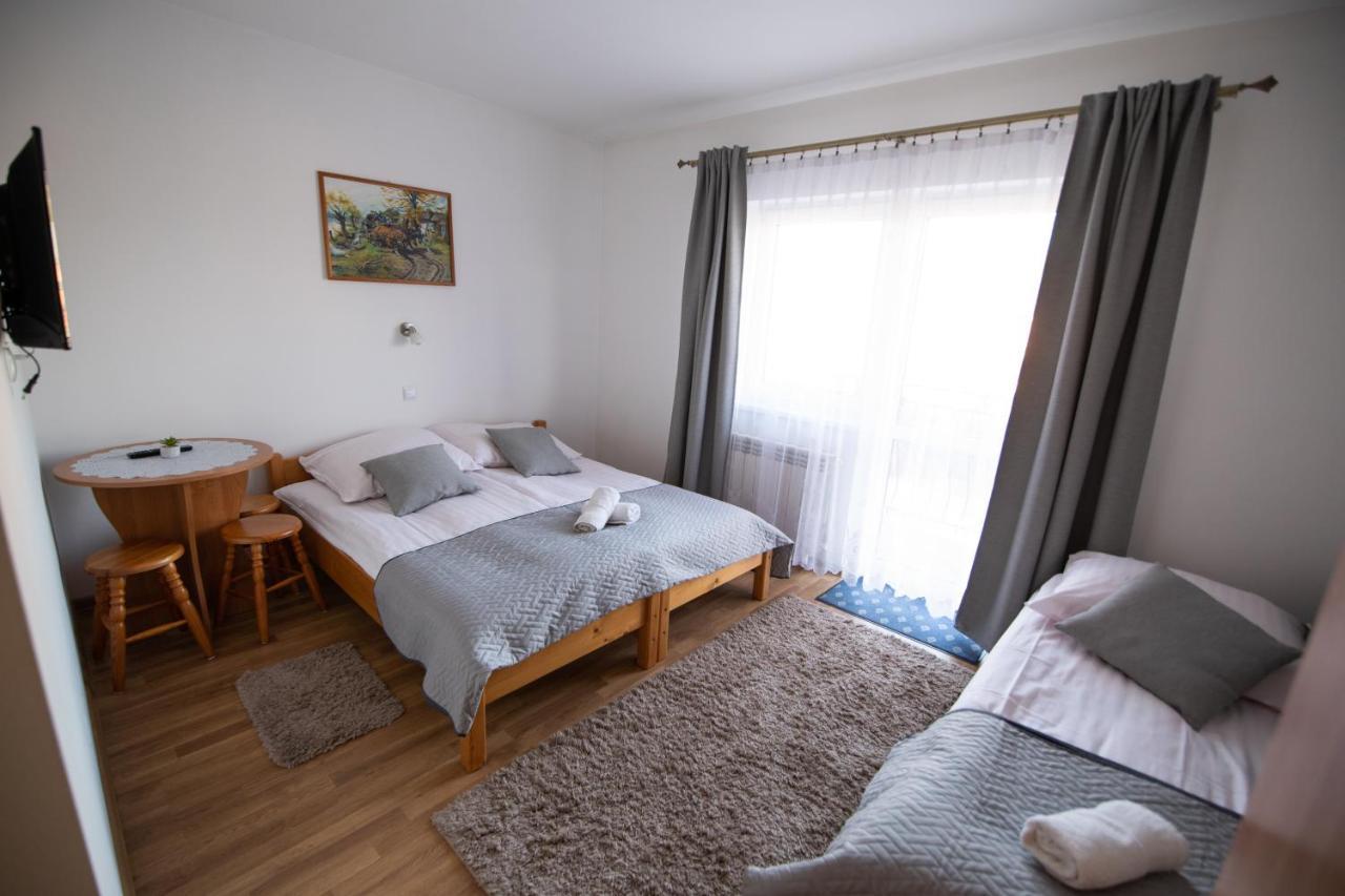 Pokoje I Apartament U Lucyny Czarna Góra Rum bild