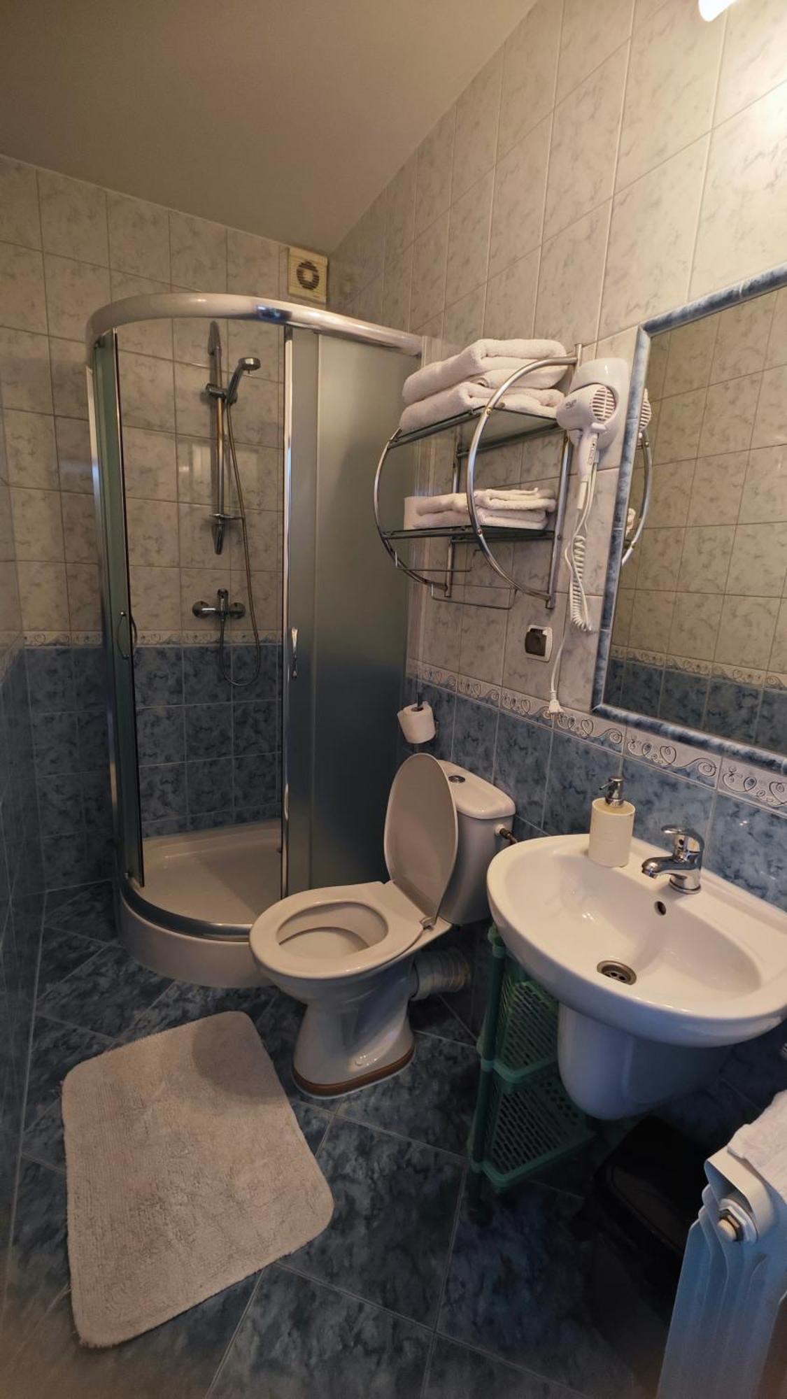 Pokoje I Apartament U Lucyny Czarna Góra Exteriör bild