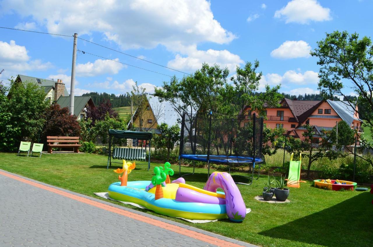 Pokoje I Apartament U Lucyny Czarna Góra Exteriör bild