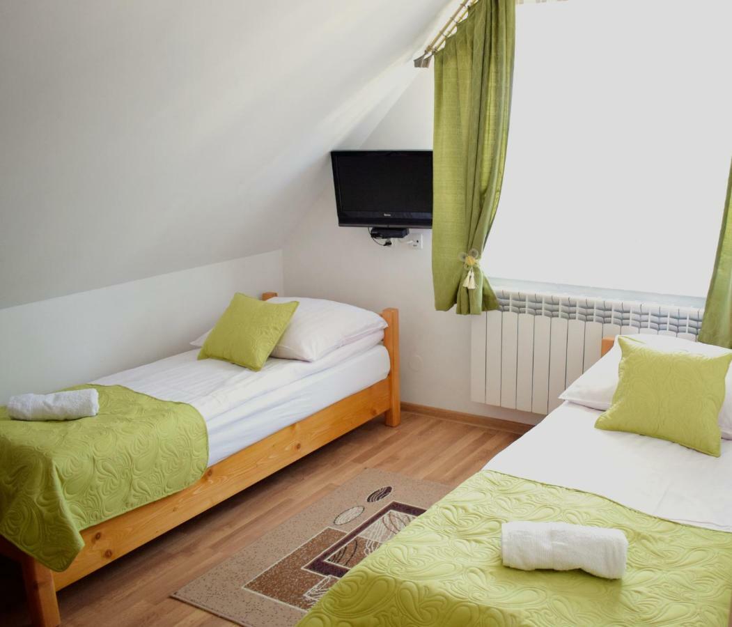 Pokoje I Apartament U Lucyny Czarna Góra Exteriör bild